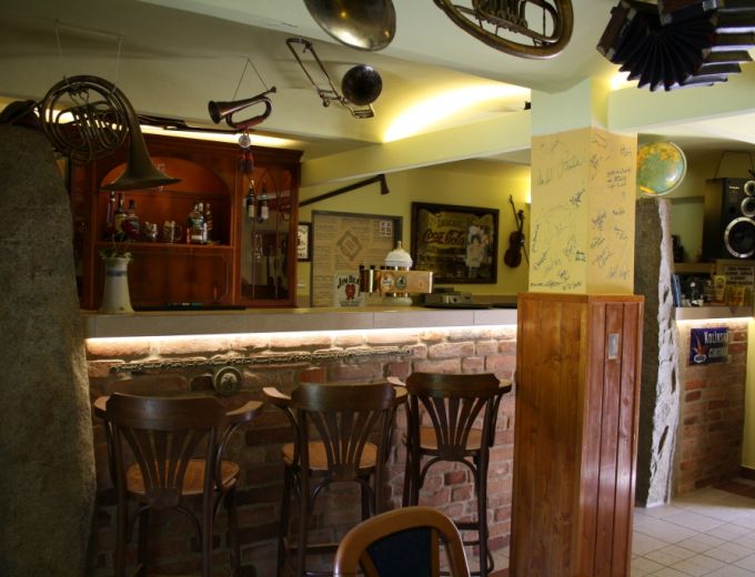Restaurace